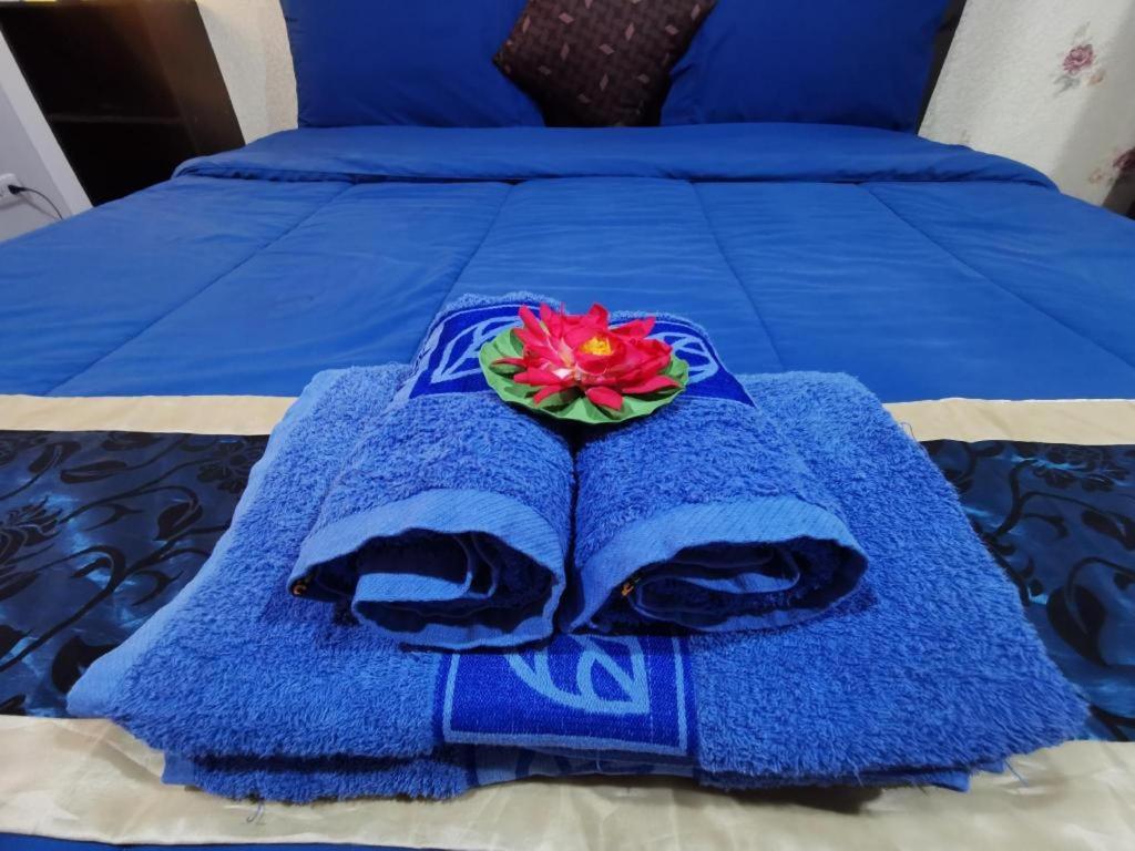 Tontalay Hotel Bangsaen Buitenkant foto