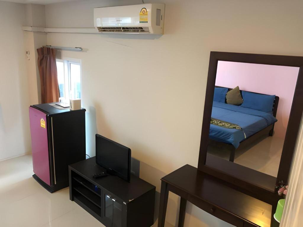 Tontalay Hotel Bangsaen Buitenkant foto