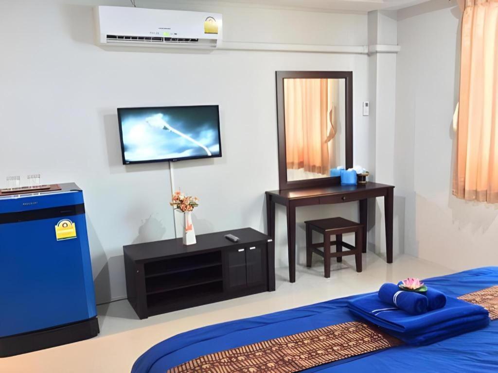 Tontalay Hotel Bangsaen Buitenkant foto