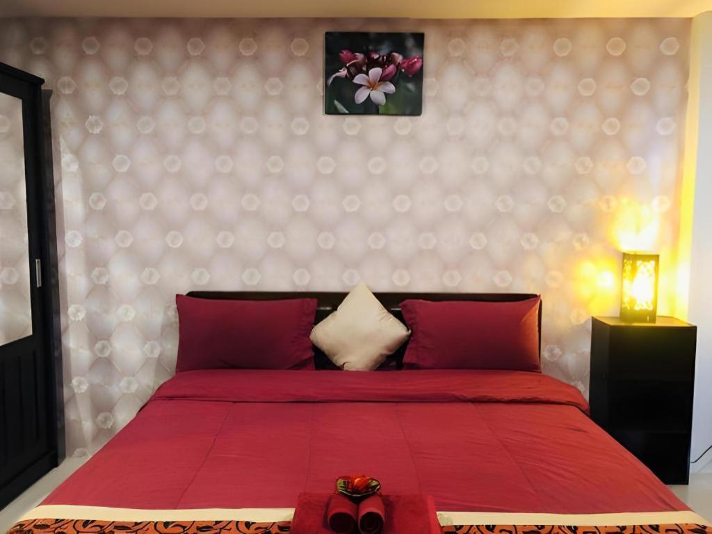 Tontalay Hotel Bangsaen Buitenkant foto