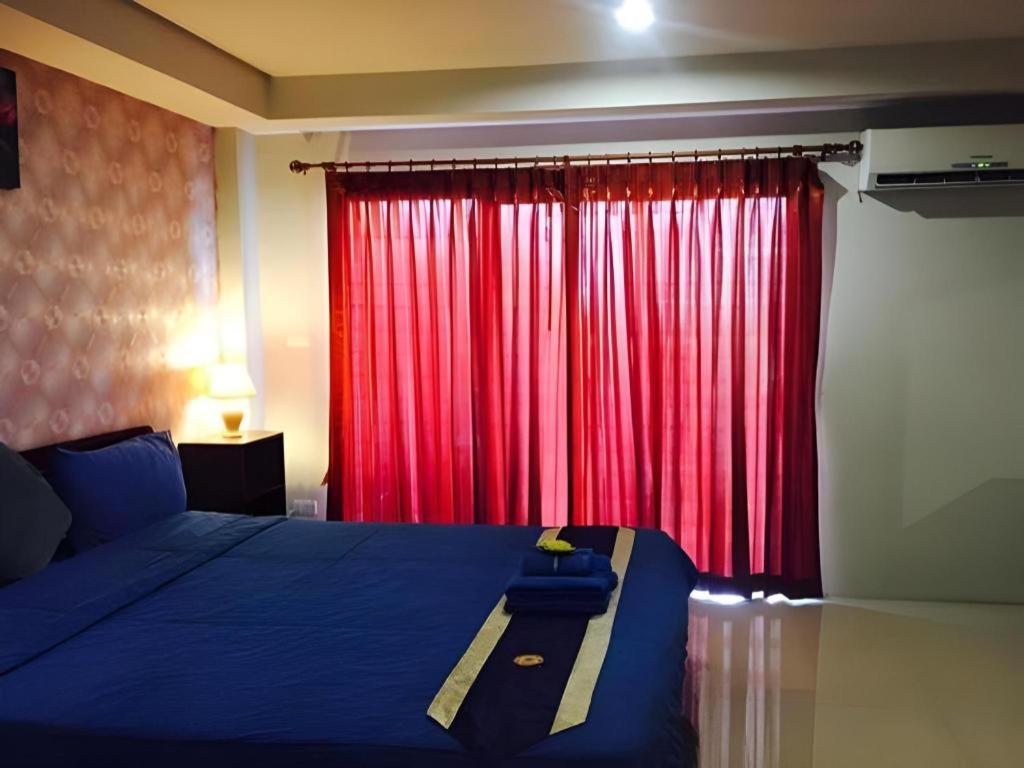 Tontalay Hotel Bangsaen Buitenkant foto