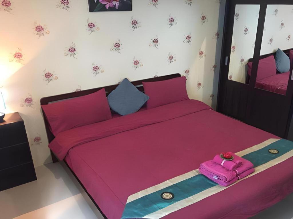 Tontalay Hotel Bangsaen Buitenkant foto